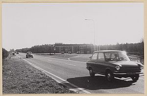 tankstation Robbenoord A7 voorjaar 1974